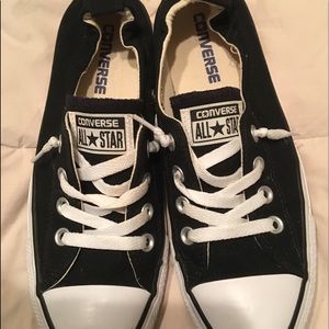 Black low top Shoreline Sneakers.